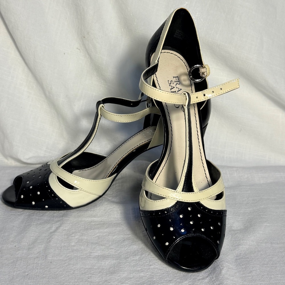 Franco Sarto Black & Ivory Spectator T-Strap Peep Toe Heels Size 8M Retro Pin-